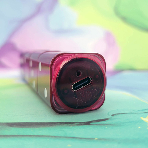 GLAMEE Dice Disposables - Charging Port and LED GLAMEE Dice Disposables - Charging Port and LED